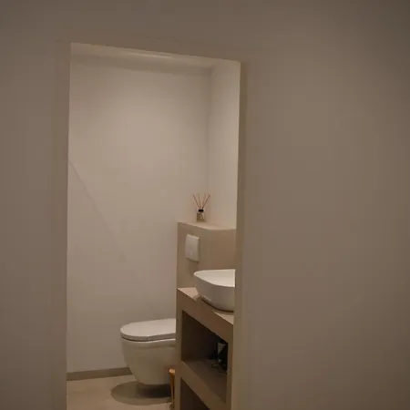 Casa *